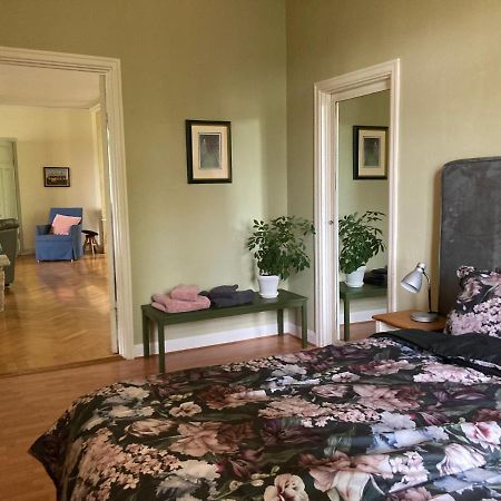 Ekeby I Bro Bed & Breakfast Exterior photo
